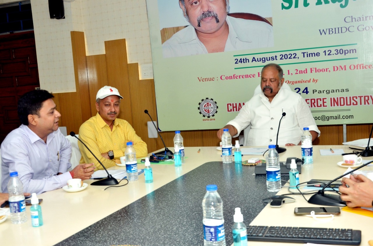 Business discussion with association members
